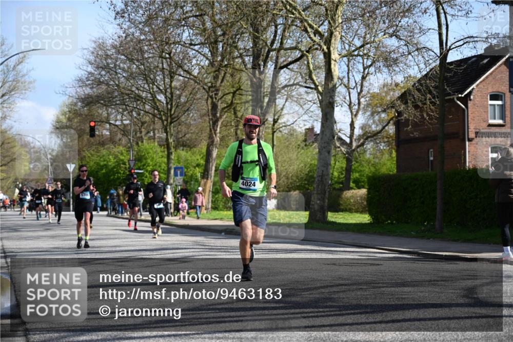 12.04.2026 - 45. Internationalen Wilhelmsburger Insellauf J. Mangold http://msf.ph/oto/9463183 12.04.2026 10:51:56 Ziel 3567, 2729, 5553, 2837, 4541, 2432, 4414, 5671, 4596, 4024, 5789, 3151, 3674, 3184, 3366, 3923, 3923, 3887, 3102, 3852, 2239, 2256, 2255, 5501, 5574, 4710, 4710, 4689, 4836, 3291 meine-sportfotos.de