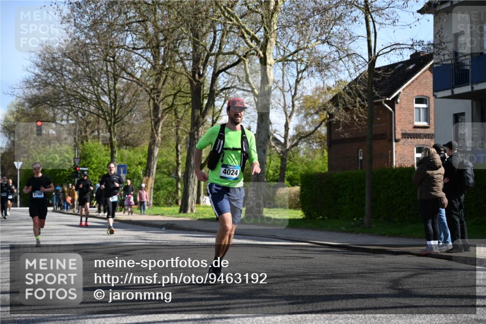 12.04.2026 - 45. Internationalen Wilhelmsburger Insellauf J. Mangold http://msf.ph/oto/9463192 12.04.2026 10:51:57 Ziel 3567, 2729, 5553, 2837, 4541, 2432, 4414, 5671, 4596, 4024, 5789, 3151, 3674, 3184, 3366, 3923, 3887, 3102, 3887, 3102, 3852, 2239, 2256, 2255, 5501, 5574, 4710, 4689, 4836, 3291, 5284 meine-sportfotos.de