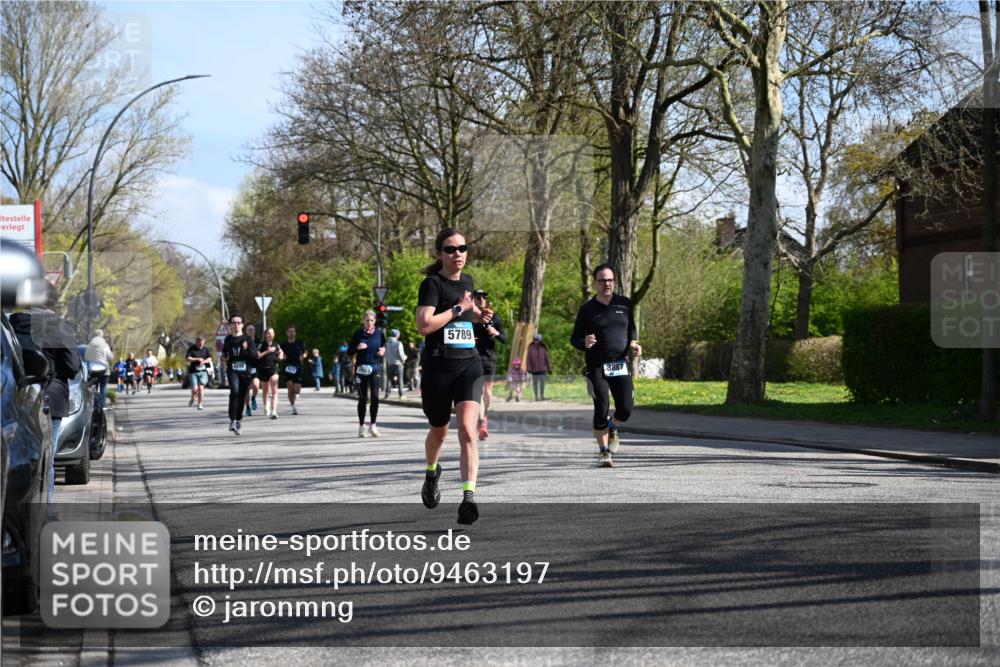 12.04.2026 - 45. Internationalen Wilhelmsburger Insellauf J. Mangold http://msf.ph/oto/9463197 12.04.2026 10:51:59 Ziel 2729, 5553, 2837, 4541, 2432, 4414, 5671, 4596, 4024, 5789, 3151, 3674, 3184, 3366, 3923, 3887, 3102, 3852, 2239, 2256, 2255, 5501, 5574, 4710, 4689, 4836, 3291, 5284, 3577 meine-sportfotos.de