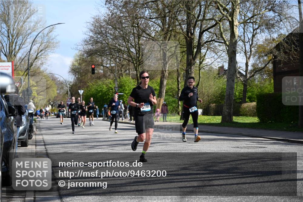 12.04.2026 - 45. Internationalen Wilhelmsburger Insellauf J. Mangold http://msf.ph/oto/9463200 12.04.2026 10:51:59 Ziel 2729, 5553, 2837, 4541, 2432, 4414, 5671, 4596, 4024, 5789, 3151, 3674, 3184, 3366, 3923, 3887, 3102, 3852, 2239, 2256, 2255, 5501, 5574, 4710, 4689, 4836, 3291, 5284, 3577 meine-sportfotos.de