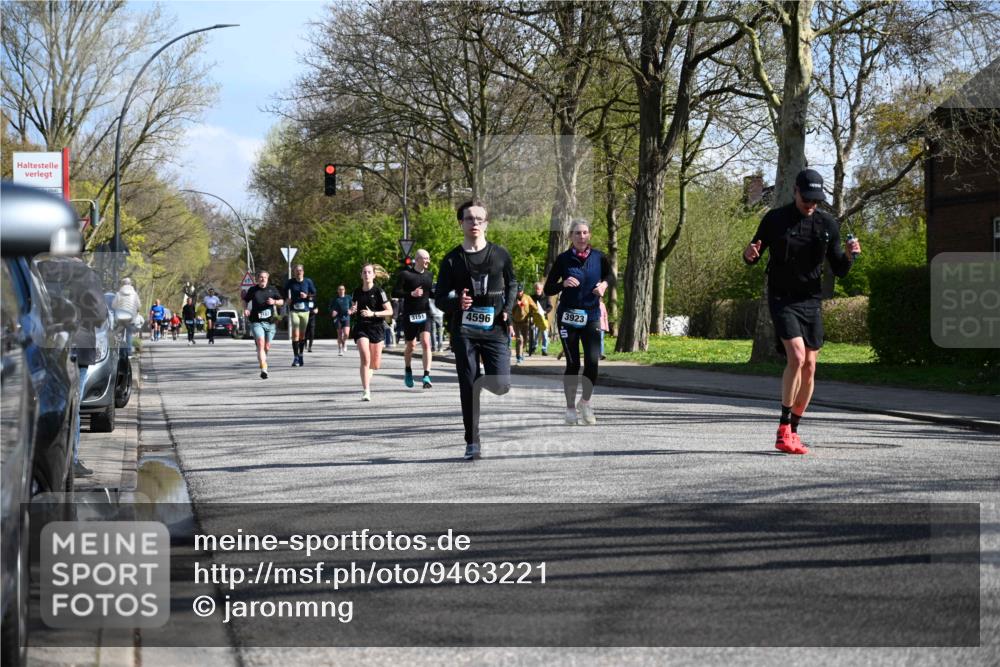 12.04.2026 - 45. Internationalen Wilhelmsburger Insellauf J. Mangold http://msf.ph/oto/9463221 12.04.2026 10:52:03 Ziel 4414, 5671, 4596, 4024, 5789, 3151, 3674, 3184, 3366, 3923, 3887, 3102, 3852, 2239, 2256, 2255, 5501, 5574, 4710, 4689, 4836, 3291, 5284, 3577, 2625, 4008, 3237 meine-sportfotos.de