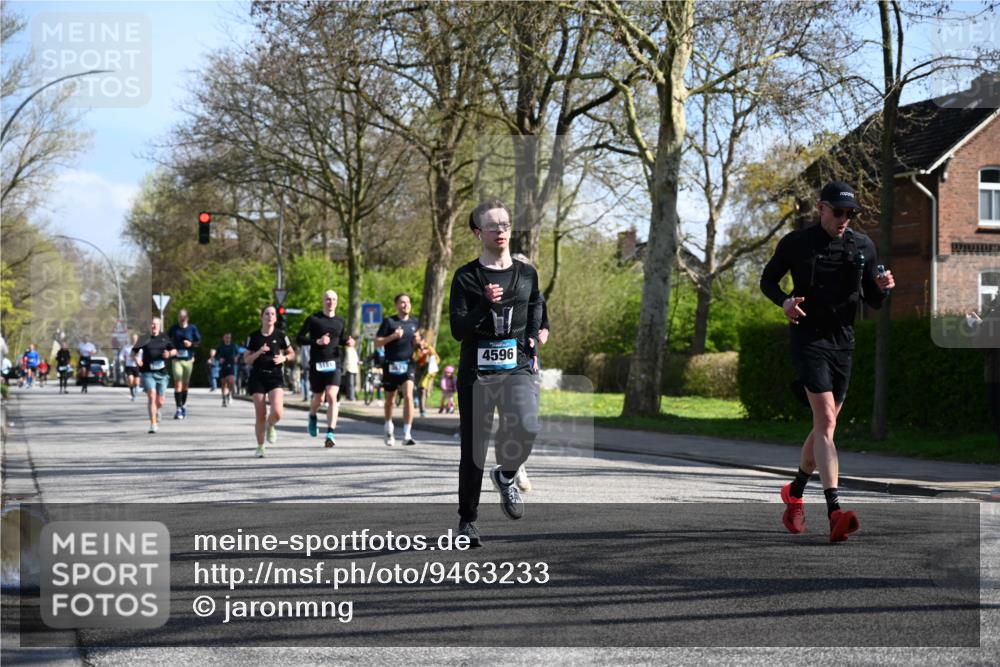 12.04.2026 - 45. Internationalen Wilhelmsburger Insellauf J. Mangold http://msf.ph/oto/9463233 12.04.2026 10:52:04 Ziel 4414, 5671, 4596, 4024, 5789, 3151, 3674, 3184, 3366, 3923, 3887, 3102, 3852, 2239, 3852, 2239, 2256, 2255, 5501, 5574, 4710, 4689, 4836, 3291, 5284, 3577, 2625, 4008, 3237, 5727 meine-sportfotos.de