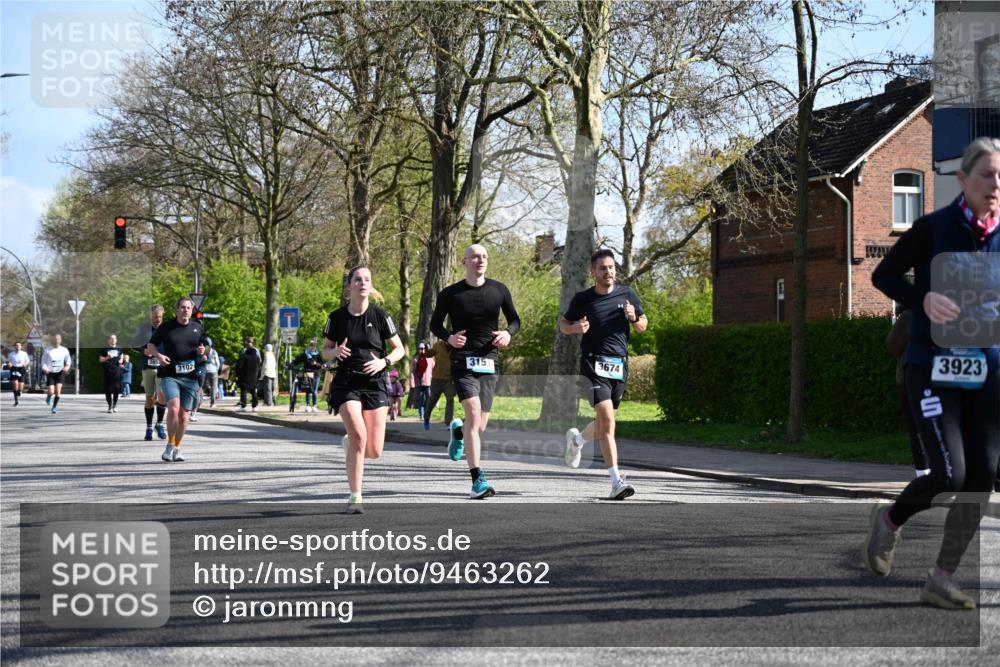 12.04.2026 - 45. Internationalen Wilhelmsburger Insellauf J. Mangold http://msf.ph/oto/9463262 12.04.2026 10:52:06 Ziel 4414, 5671, 4596, 4024, 5789, 3151, 3674, 3184, 3366, 3923, 3887, 3102, 3852, 2239, 2256, 2255, 5501, 5574, 5501, 5574, 4710, 4689, 4836, 3291, 3291, 5284, 3577, 2625, 4008, 3237, 5727 meine-sportfotos.de
