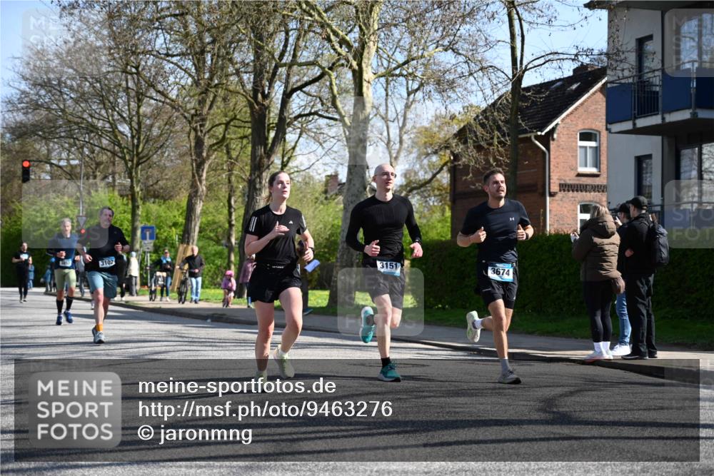 12.04.2026 - 45. Internationalen Wilhelmsburger Insellauf J. Mangold http://msf.ph/oto/9463276 12.04.2026 10:52:07 Ziel 5671, 4596, 4024, 5789, 3151, 3674, 3184, 3366, 3923, 3887, 3102, 3852, 2239, 2256, 2255, 5501, 5574, 4710, 4689, 4836, 3291, 5284, 3577, 2625, 4008, 3237, 5727 meine-sportfotos.de