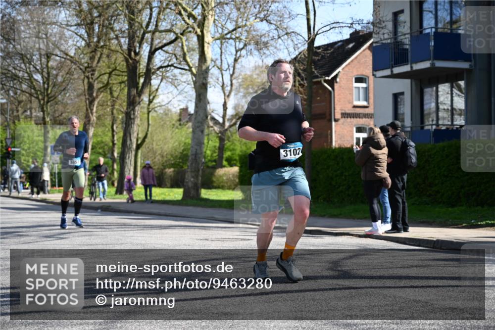 12.04.2026 - 45. Internationalen Wilhelmsburger Insellauf J. Mangold http://msf.ph/oto/9463280 12.04.2026 10:52:10 Ziel 4596, 4024, 5789, 3151, 3674, 3184, 3366, 3923, 3887, 3102, 3852, 2239, 2256, 2255, 5501, 5574, 4710, 4689, 4836, 3291, 5284, 3577, 2625, 4008, 3237, 5727 meine-sportfotos.de