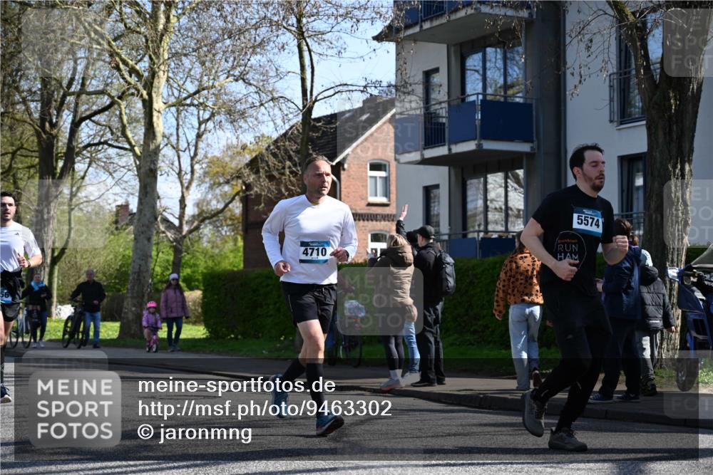 12.04.2026 - 45. Internationalen Wilhelmsburger Insellauf J. Mangold http://msf.ph/oto/9463302 12.04.2026 10:52:18 Ziel 3184, 3366, 3923, 3887, 3102, 3852, 2239, 2256, 2255, 5501, 5574, 4710, 4689, 4836, 3291, 3291, 5284, 3577, 2625, 4008, 3237, 5727, 2746, 2355, 5491, 3576 meine-sportfotos.de