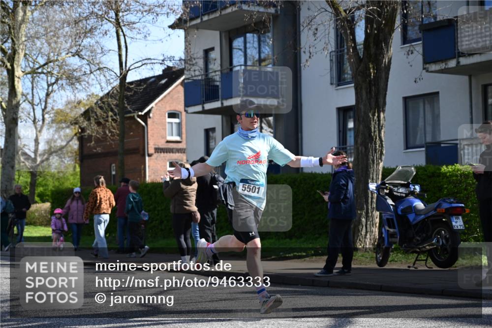 12.04.2026 - 45. Internationalen Wilhelmsburger Insellauf J. Mangold http://msf.ph/oto/9463333 12.04.2026 10:52:24 Ziel 3852, 2239, 2256, 2255, 5501, 5574, 4710, 4689, 4836, 3291, 5284, 3577, 2625, 2625, 4008, 3237, 5727, 2746, 2355, 5491, 3576, 4457, 2978, 2004 meine-sportfotos.de