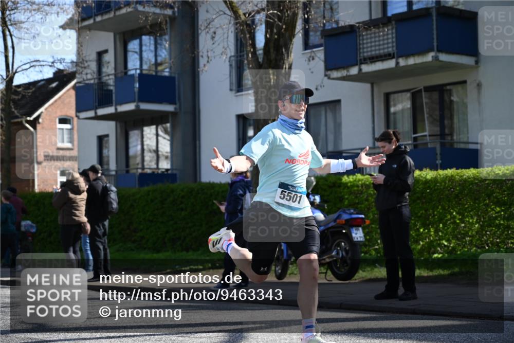 12.04.2026 - 45. Internationalen Wilhelmsburger Insellauf J. Mangold http://msf.ph/oto/9463343 12.04.2026 10:52:24 Ziel 3852, 2239, 2256, 2255, 5501, 5574, 4710, 4689, 4836, 3291, 5284, 3577, 2625, 2625, 4008, 3237, 5727, 2746, 2355, 5491, 3576, 4457, 2978, 2004 meine-sportfotos.de