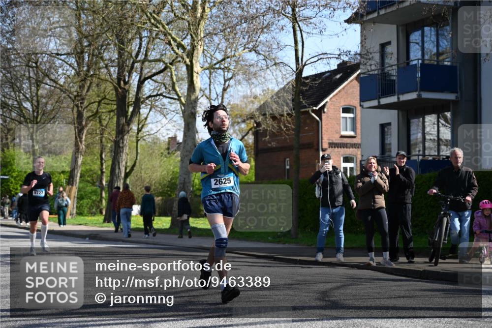 12.04.2026 - 45. Internationalen Wilhelmsburger Insellauf J. Mangold http://msf.ph/oto/9463389 12.04.2026 10:52:38 Ziel 4689, 4836, 3291, 5284, 3577, 2625, 4008, 3237, 5727, 2746, 2355, 5491, 3576, 4457, 2978, 2004, 2162, 4943, 4801, 4802, 5544 meine-sportfotos.de