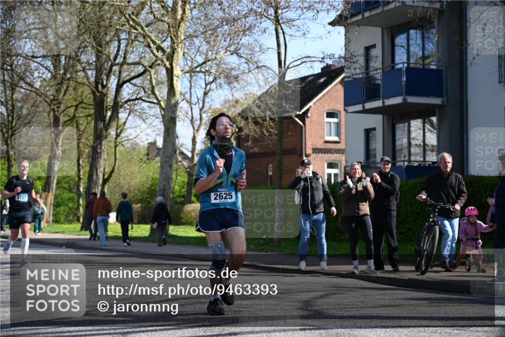 12.04.2026 - 45. Internationalen Wilhelmsburger Insellauf J. Mangold http://msf.ph/oto/9463393 12.04.2026 10:52:39 Ziel 4689, 4836, 3291, 5284, 3577, 2625, 4008, 3237, 5727, 2746, 2355, 5491, 3576, 4457, 2978, 2004, 2162, 4943, 4801, 4802, 5544 meine-sportfotos.de