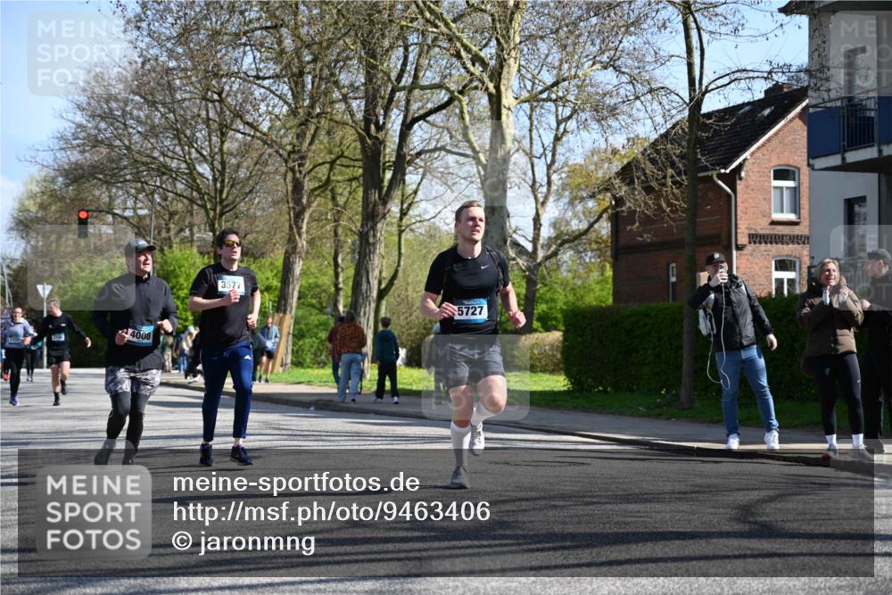 12.04.2026 - 45. Internationalen Wilhelmsburger Insellauf J. Mangold http://msf.ph/oto/9463406 12.04.2026 10:52:40 Ziel 3291, 5284, 3577, 2625, 4008, 3237, 5727, 2746, 2355, 5491, 3576, 4457, 2978, 2004, 2162, 4943, 4801, 4802, 5544, 4499 meine-sportfotos.de