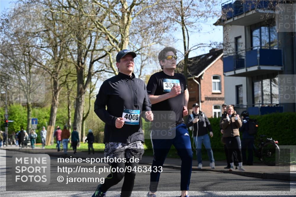 12.04.2026 - 45. Internationalen Wilhelmsburger Insellauf J. Mangold http://msf.ph/oto/9463433 12.04.2026 10:52:43 Ziel 3291, 5284, 3577, 2625, 4008, 3237, 5727, 2746, 2355, 5491, 3576, 4457, 2978, 2004, 2162, 2162, 4943, 4801, 4802, 5544, 4499, 4277, 2600, 5490, 5576 meine-sportfotos.de