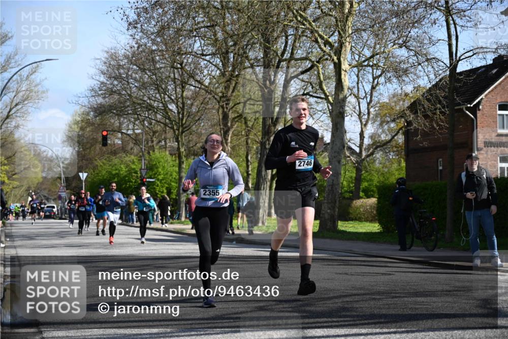 12.04.2026 - 45. Internationalen Wilhelmsburger Insellauf J. Mangold http://msf.ph/oto/9463436 12.04.2026 10:52:47 Ziel 3577, 2625, 4008, 3237, 5727, 2746, 2355, 5491, 3576, 4457, 2978, 2978, 2004, 2162, 4943, 4801, 4802, 5544, 4499, 4277, 2600, 5490, 5576 meine-sportfotos.de