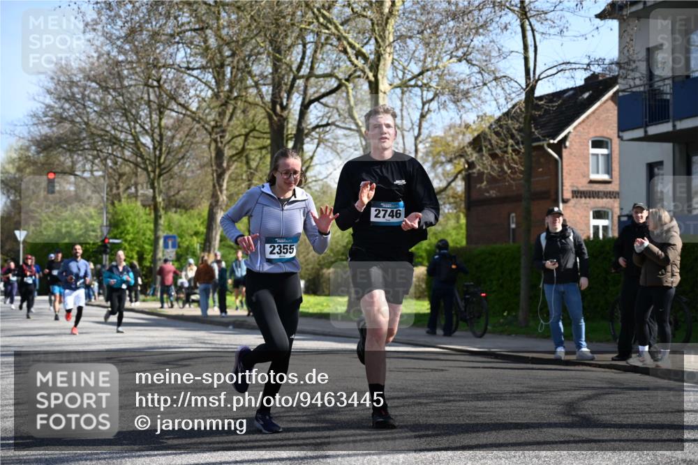 12.04.2026 - 45. Internationalen Wilhelmsburger Insellauf J. Mangold http://msf.ph/oto/9463445 12.04.2026 10:52:47 Ziel 3577, 2625, 4008, 3237, 5727, 2746, 2355, 5491, 3576, 4457, 2978, 2978, 2004, 2162, 4943, 4801, 4802, 5544, 4499, 4277, 2600, 5490, 5576 meine-sportfotos.de