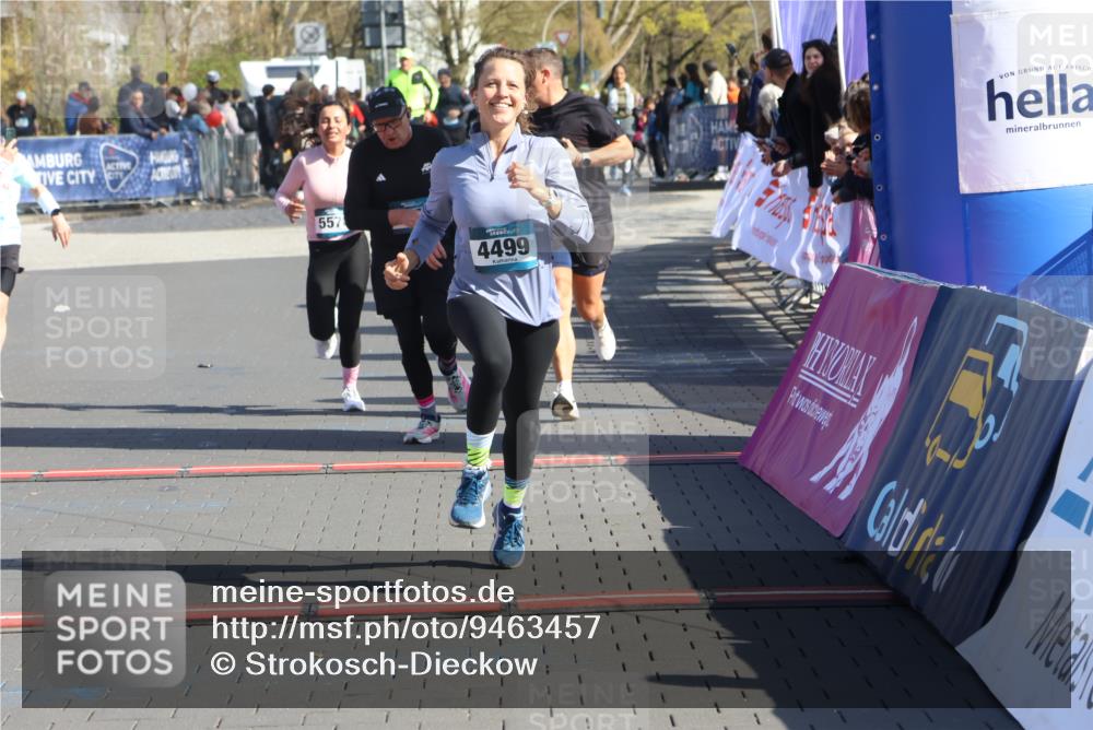 12.04.2026 - 45. Internationalen Wilhelmsburger Insellauf Strokosch-Dieckow http://msf.ph/oto/9463457 12.04.2026 10:53:43 Ziel 5544, 4499, 4277, 2600, 5490, 5576 meine-sportfotos.de