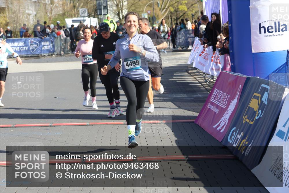 12.04.2026 - 45. Internationalen Wilhelmsburger Insellauf Strokosch-Dieckow http://msf.ph/oto/9463468 12.04.2026 10:53:43 Ziel 5544, 4499, 4277, 2600, 5490, 5576 meine-sportfotos.de