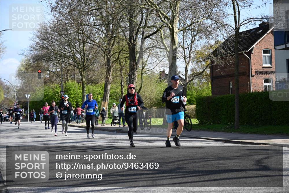 12.04.2026 - 45. Internationalen Wilhelmsburger Insellauf J. Mangold http://msf.ph/oto/9463469 12.04.2026 10:52:54 Ziel 2746, 2355, 5491, 3576, 4457, 2978, 2004, 2162, 4943, 4801, 4802, 5544, 4499, 4277, 2600, 5490, 5576, 5576, 5614, 4750, 2593, 2834 meine-sportfotos.de