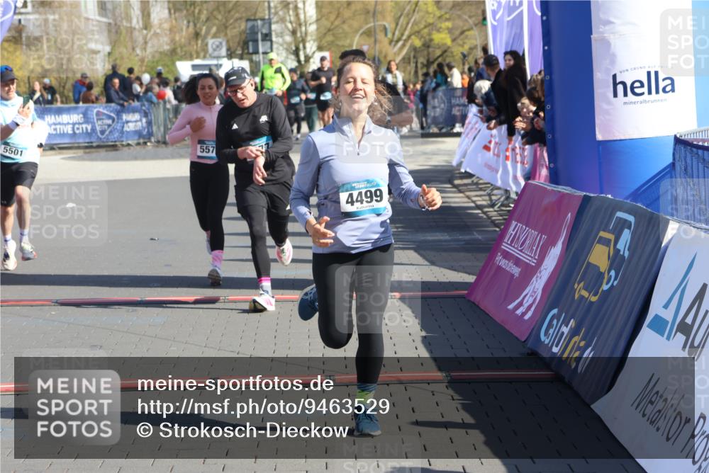 12.04.2026 - 45. Internationalen Wilhelmsburger Insellauf Strokosch-Dieckow http://msf.ph/oto/9463529 12.04.2026 10:53:44 Ziel 5544, 4499, 4277, 2600, 5490, 5576 meine-sportfotos.de
