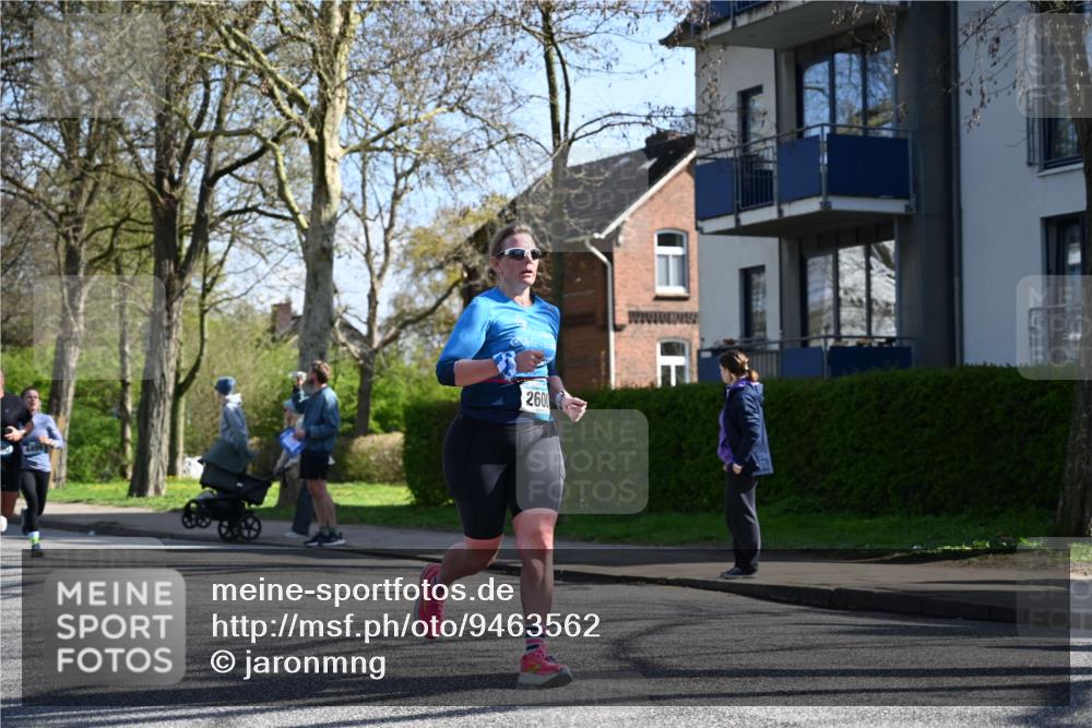 12.04.2026 - 45. Internationalen Wilhelmsburger Insellauf J. Mangold http://msf.ph/oto/9463562 12.04.2026 10:53:15 Ziel 2162, 4943, 4801, 4802, 5544, 4499, 4277, 2600, 5490, 5576, 5614, 4750, 2593, 2834, 2554, 5617, 5650, 5650, 4338, 5406 meine-sportfotos.de