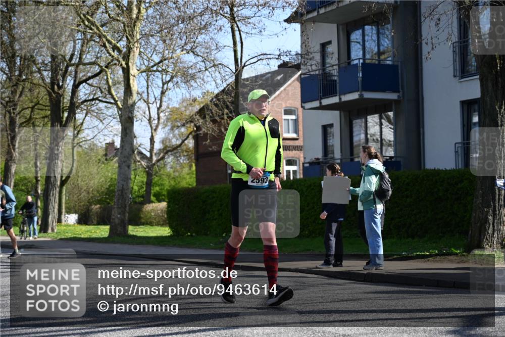 12.04.2026 - 45. Internationalen Wilhelmsburger Insellauf J. Mangold http://msf.ph/oto/9463614 12.04.2026 10:53:22 Ziel 4943, 4801, 4802, 5544, 4499, 4277, 2600, 5490, 5576, 5614, 4750, 2593, 2834, 2554, 5617, 5650, 4338, 5406, 2368, 5347, 3399, 2606 meine-sportfotos.de
