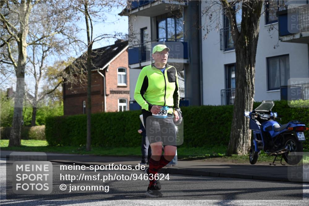 12.04.2026 - 45. Internationalen Wilhelmsburger Insellauf J. Mangold http://msf.ph/oto/9463624 12.04.2026 10:53:23 Ziel 4801, 4802, 5544, 4499, 4277, 2600, 5490, 5576, 5614, 4750, 2593, 2834, 2554, 5617, 5650, 4338, 5406, 5406, 2368, 5347, 3399, 2606 meine-sportfotos.de