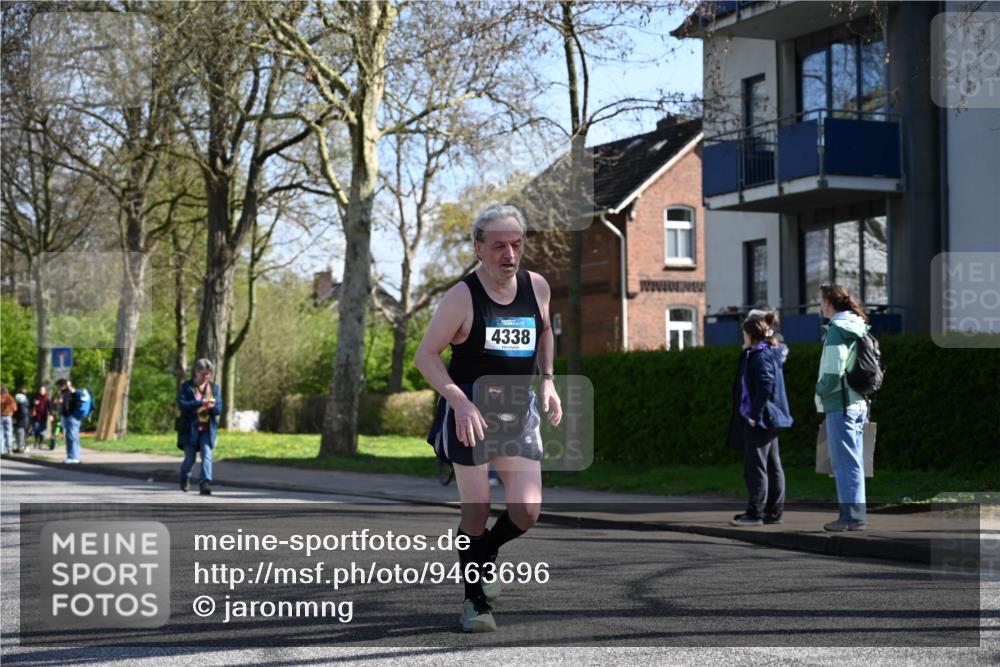 12.04.2026 - 45. Internationalen Wilhelmsburger Insellauf J. Mangold http://msf.ph/oto/9463696 12.04.2026 10:53:38 Ziel 5614, 4750, 2593, 2834, 2554, 5617, 5650, 4338, 5406, 2368, 5347, 3399, 2606, 3918, 5740, 3918, 5740, 2958, 2957, 2895, 3724, 2399 meine-sportfotos.de