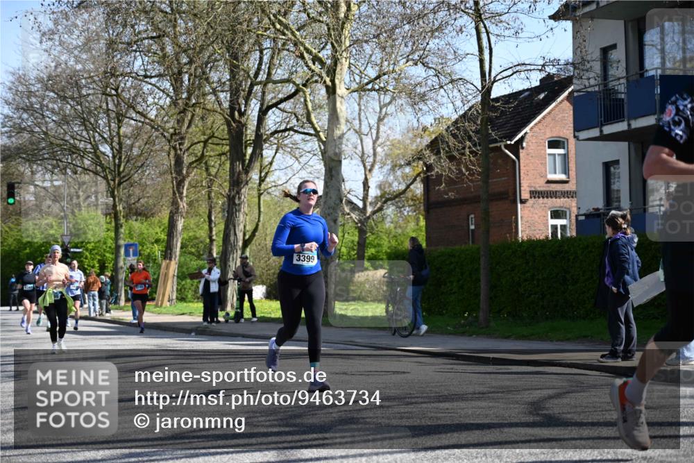 12.04.2026 - 45. Internationalen Wilhelmsburger Insellauf J. Mangold http://msf.ph/oto/9463734 12.04.2026 10:53:51 Ziel 5650, 4338, 5406, 2368, 5347, 3399, 2606, 3918, 5740, 2958, 2957, 2895, 2958, 2957, 2895, 3724, 2399, 3580, 3596, 4131, 3580, 3596, 4131, 2569, 4389, 4390 meine-sportfotos.de