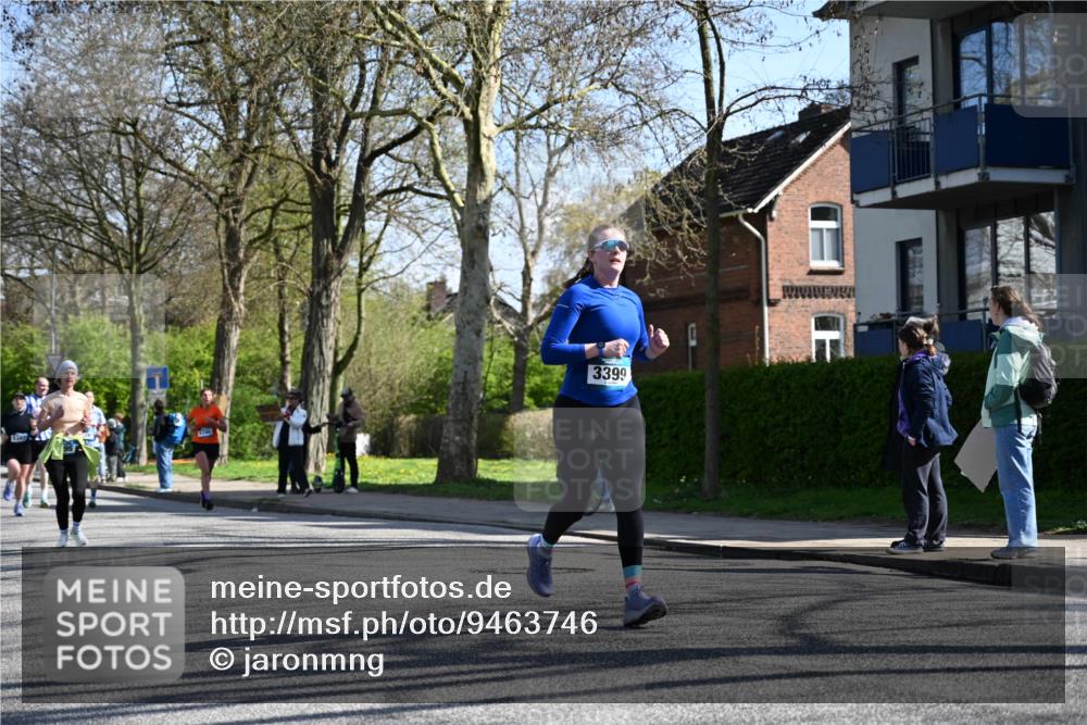 12.04.2026 - 45. Internationalen Wilhelmsburger Insellauf J. Mangold http://msf.ph/oto/9463746 12.04.2026 10:53:52 Ziel 5650, 4338, 5406, 2368, 5347, 3399, 2606, 3918, 5740, 2958, 2957, 2895, 3724, 2399, 3580, 3596, 4131, 2569, 4389, 4390, 2701 meine-sportfotos.de