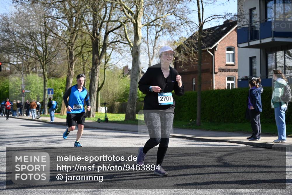 12.04.2026 - 45. Internationalen Wilhelmsburger Insellauf J. Mangold http://msf.ph/oto/9463894 12.04.2026 10:54:25 Ziel 3580, 3596, 4131, 2569, 4389, 4390, 2701, 4687, 3818, 4711, 2088, 5660, 5317, 2821, 2855, 4585, 2324 meine-sportfotos.de