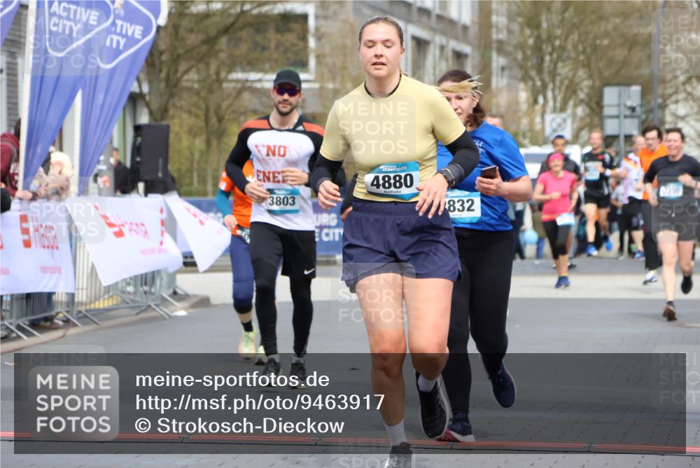 12.04.2026 - 45. Internationalen Wilhelmsburger Insellauf Strokosch-Dieckow http://msf.ph/oto/9463917 12.04.2026 13:16:08 Ziel 5675, 4616, 4880, 2832, 3803, 3801 meine-sportfotos.de