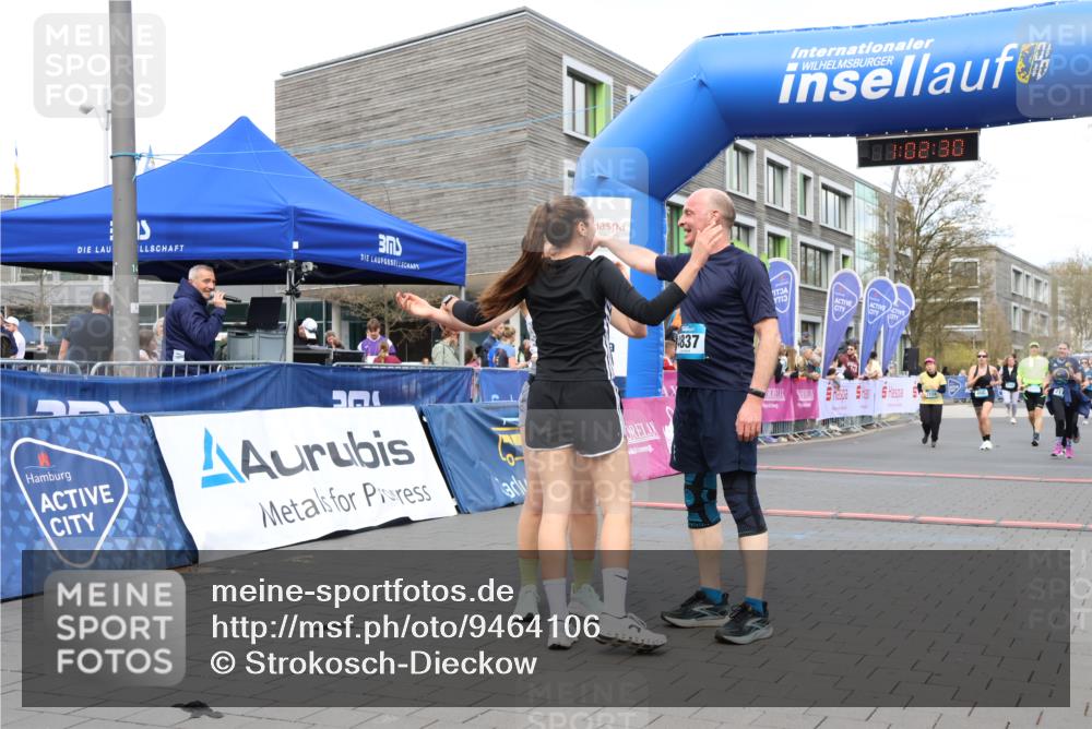 12.04.2026 - 45. Internationalen Wilhelmsburger Insellauf Strokosch-Dieckow http://msf.ph/oto/9464106 12.04.2026 13:15:30 Ziel 2110, 4695, 2815, 2785, 2043, 2118 meine-sportfotos.de