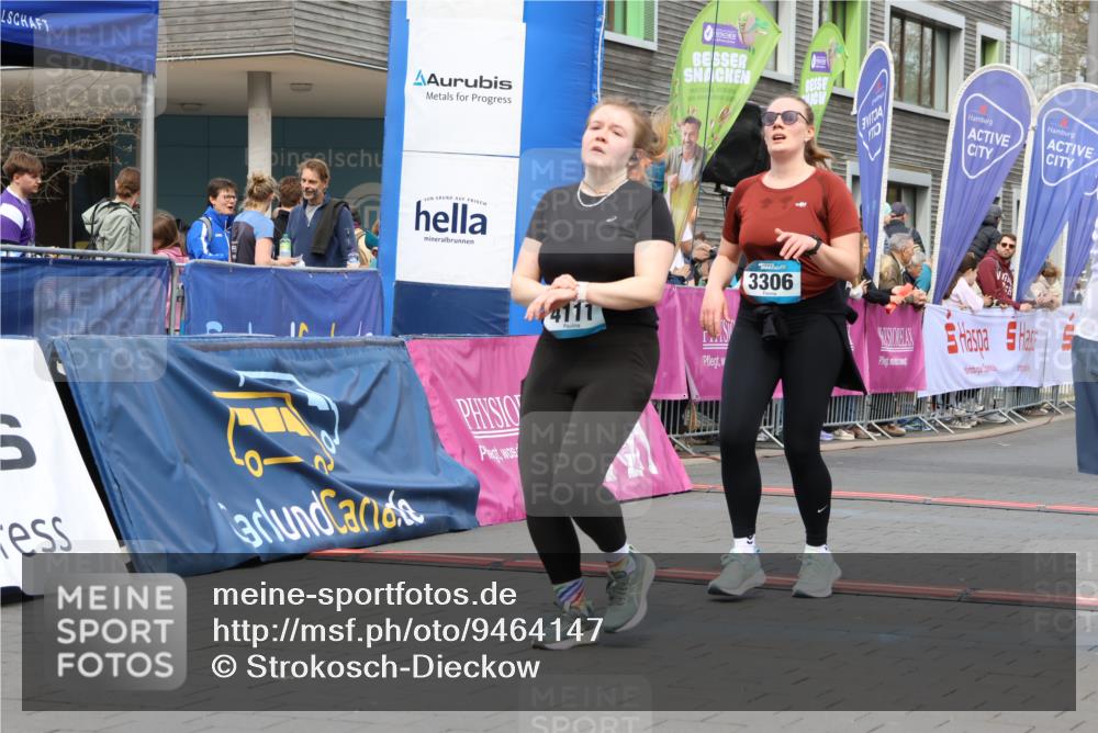 12.04.2026 - 45. Internationalen Wilhelmsburger Insellauf Strokosch-Dieckow http://msf.ph/oto/9464147 12.04.2026 13:15:19 Ziel 5156, 4111, 3306, 3328, 2772, 5348, 4837, 4838, 4669 meine-sportfotos.de