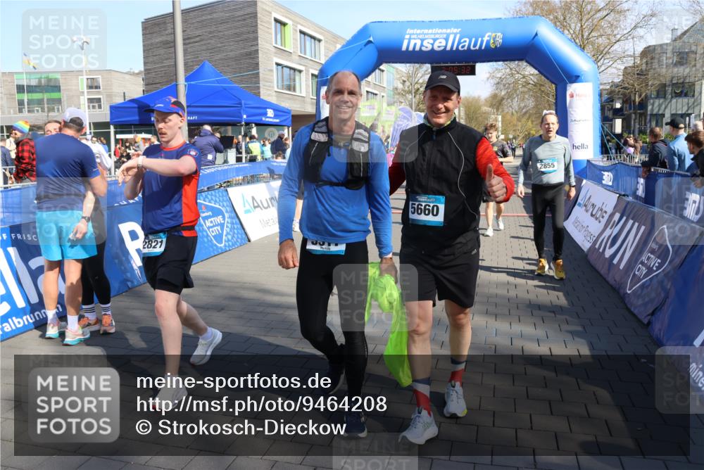 12.04.2026 - 45. Internationalen Wilhelmsburger Insellauf Strokosch-Dieckow http://msf.ph/oto/9464208 12.04.2026 10:55:30 Ziel 4585, 2324, 4636, 5006, 5333, 4056, 5334 meine-sportfotos.de