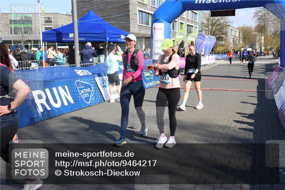 12.04.2026 - 45. Internationalen Wilhelmsburger Insellauf Strokosch-Dieckow http://msf.ph/oto/9464217 12.04.2026 10:55:39 Ziel 4197, 5747 meine-sportfotos.de