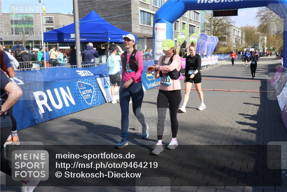 12.04.2026 - 45. Internationalen Wilhelmsburger Insellauf Strokosch-Dieckow http://msf.ph/oto/9464219 12.04.2026 10:55:39 Ziel 4197, 5747 meine-sportfotos.de