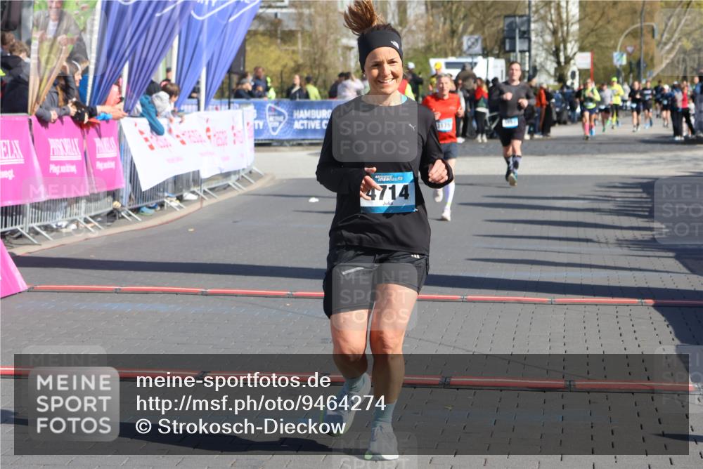 12.04.2026 - 45. Internationalen Wilhelmsburger Insellauf Strokosch-Dieckow http://msf.ph/oto/9464274 12.04.2026 10:56:00 Ziel 4714 meine-sportfotos.de