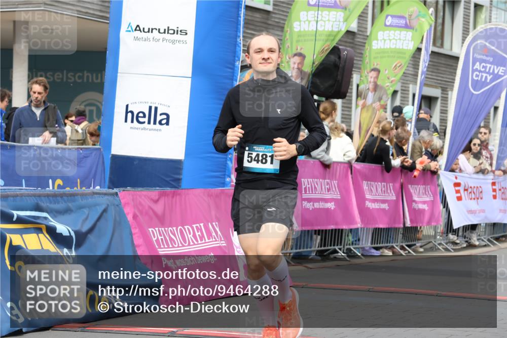 12.04.2026 - 45. Internationalen Wilhelmsburger Insellauf Strokosch-Dieckow http://msf.ph/oto/9464288 12.04.2026 13:14:46 Ziel 5418, 5481, 4228, 4573 meine-sportfotos.de