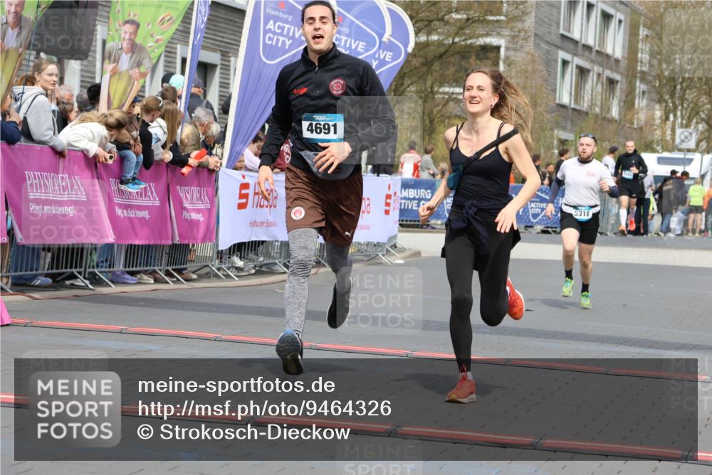 12.04.2026 - 45. Internationalen Wilhelmsburger Insellauf Strokosch-Dieckow http://msf.ph/oto/9464326 12.04.2026 13:14:32 Ziel 4716, 5318 meine-sportfotos.de