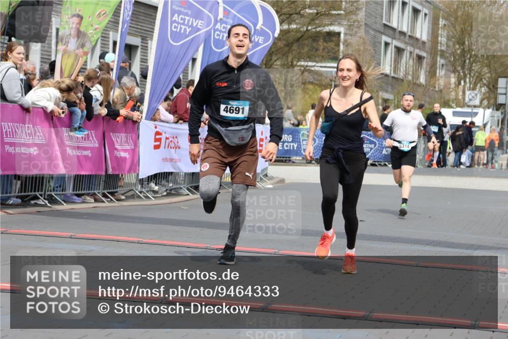 12.04.2026 - 45. Internationalen Wilhelmsburger Insellauf Strokosch-Dieckow http://msf.ph/oto/9464333 12.04.2026 13:14:32 Ziel 4716, 5318 meine-sportfotos.de