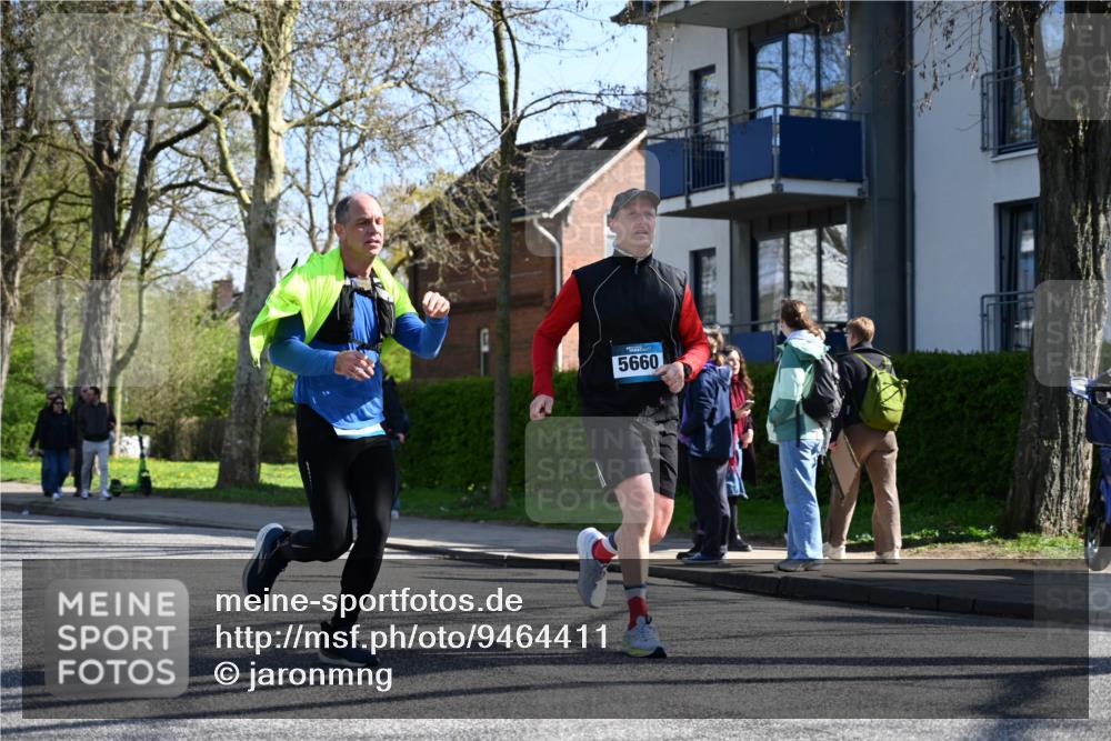 12.04.2026 - 45. Internationalen Wilhelmsburger Insellauf J. Mangold http://msf.ph/oto/9464411 12.04.2026 10:54:50 Ziel 4687, 3818, 4711, 2088, 5660, 5317, 2821, 2855, 4585, 2324, 4636, 5006, 4636, 5006, 5333, 4056, 5334, 4197, 5747, 5773, 5835, 5268, 4500 meine-sportfotos.de