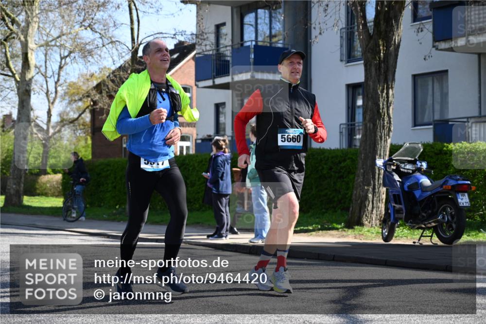 12.04.2026 - 45. Internationalen Wilhelmsburger Insellauf J. Mangold http://msf.ph/oto/9464420 12.04.2026 10:54:50 Ziel 4687, 3818, 4711, 2088, 5660, 5317, 2821, 2855, 4585, 2324, 4636, 5006, 4636, 5006, 5333, 4056, 5334, 4197, 5747, 5773, 5835, 5268, 4500 meine-sportfotos.de