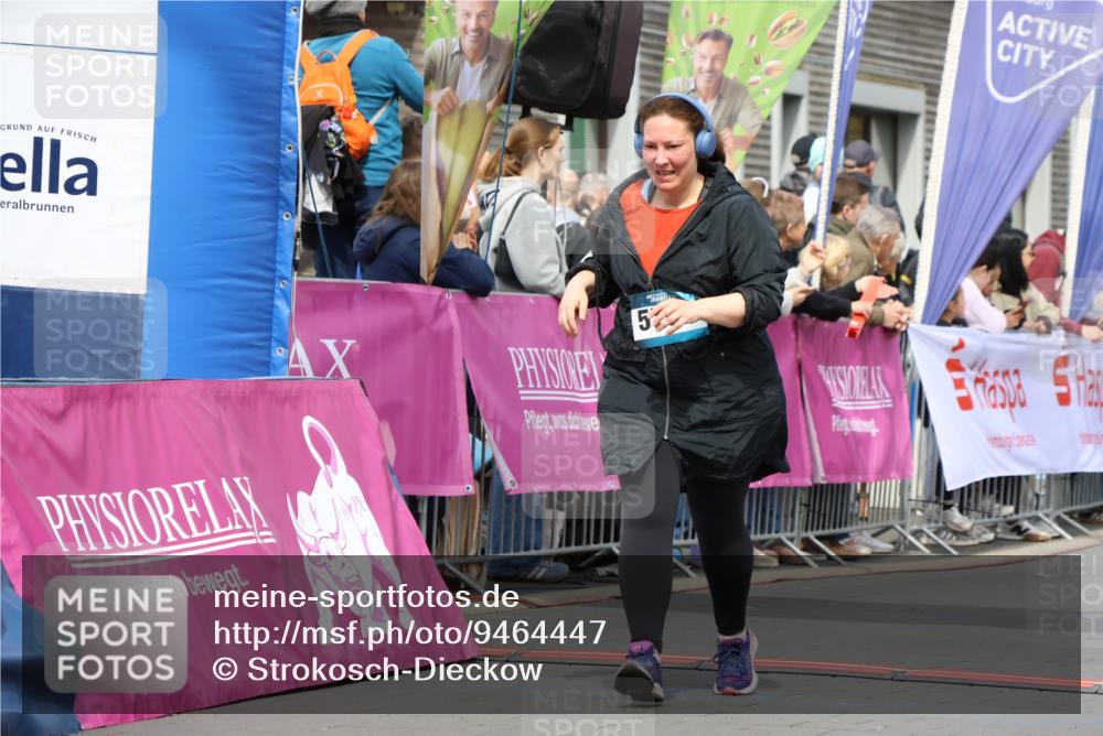 12.04.2026 - 45. Internationalen Wilhelmsburger Insellauf Strokosch-Dieckow http://msf.ph/oto/9464447 12.04.2026 13:14:28 Ziel 5790, 4716 meine-sportfotos.de