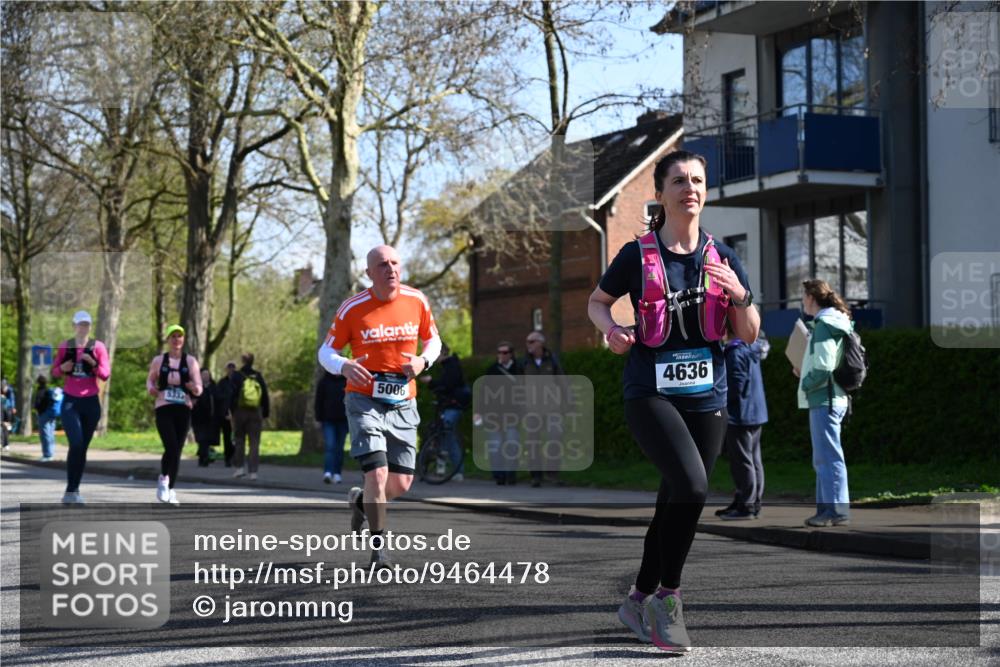 12.04.2026 - 45. Internationalen Wilhelmsburger Insellauf J. Mangold http://msf.ph/oto/9464478 12.04.2026 10:55:00 Ziel 2088, 5660, 5317, 2821, 2855, 4585, 2324, 4636, 5006, 5333, 4056, 5334, 4197, 5747, 5773, 5835, 5268, 4500, 4714 meine-sportfotos.de