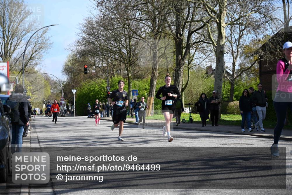 12.04.2026 - 45. Internationalen Wilhelmsburger Insellauf J. Mangold http://msf.ph/oto/9464499 12.04.2026 10:55:03 Ziel 5660, 5317, 2821, 2855, 4585, 2324, 4636, 5006, 5333, 4056, 5334, 4197, 5747, 5773, 5835, 5268, 4500, 4714, 3175, 4298, 5557 meine-sportfotos.de