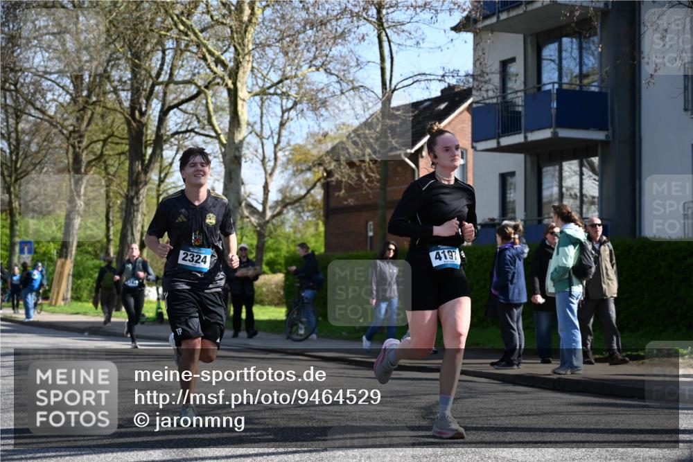12.04.2026 - 45. Internationalen Wilhelmsburger Insellauf J. Mangold http://msf.ph/oto/9464529 12.04.2026 10:55:06 Ziel 2821, 2855, 4585, 2324, 4636, 5006, 5333, 4056, 5334, 4197, 5747, 5773, 5835, 5268, 4500, 5268, 4500, 4714, 3175, 4298, 5557 meine-sportfotos.de
