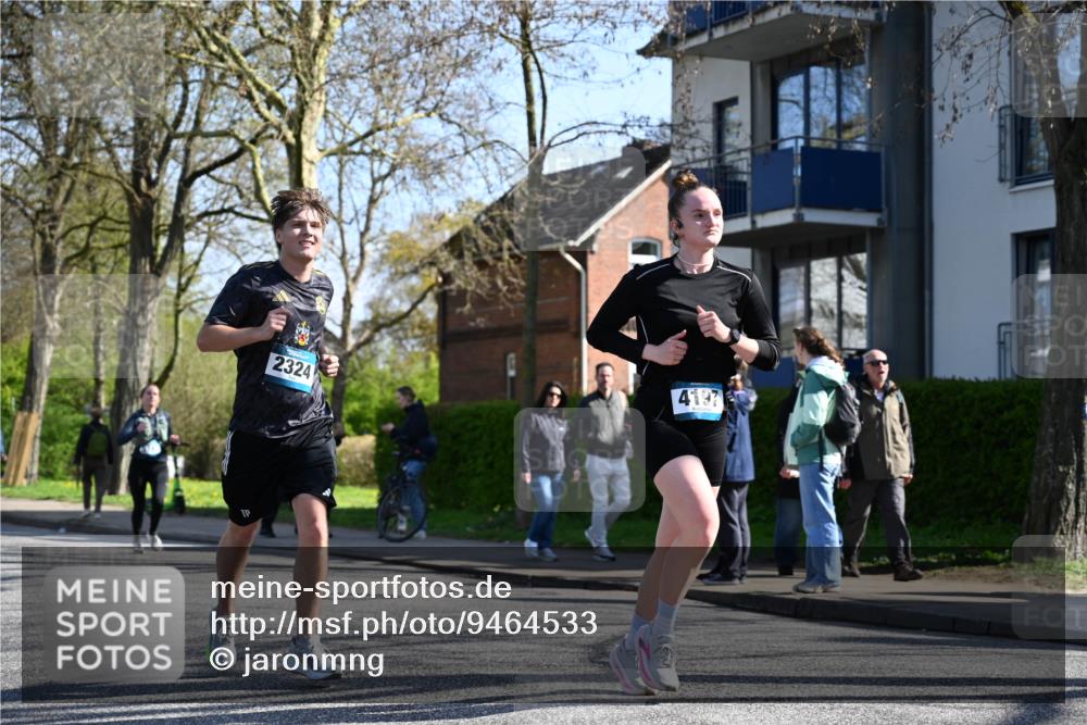 12.04.2026 - 45. Internationalen Wilhelmsburger Insellauf J. Mangold http://msf.ph/oto/9464533 12.04.2026 10:55:06 Ziel 2821, 2855, 4585, 2324, 4636, 5006, 5333, 4056, 5334, 4197, 5747, 5773, 5835, 5268, 4500, 5268, 4500, 4714, 3175, 4298, 5557 meine-sportfotos.de