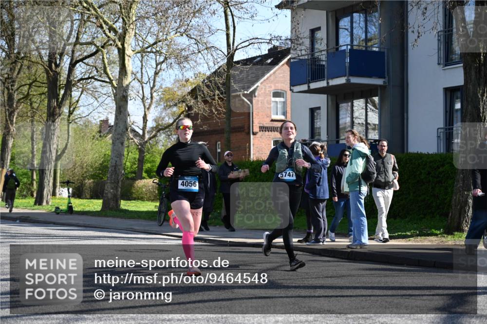 12.04.2026 - 45. Internationalen Wilhelmsburger Insellauf J. Mangold http://msf.ph/oto/9464548 12.04.2026 10:55:10 Ziel 2855, 4585, 2324, 4636, 5006, 5333, 4056, 5334, 4197, 5747, 5773, 5835, 5268, 4500, 4714, 3175, 4298, 5557, 2349 meine-sportfotos.de