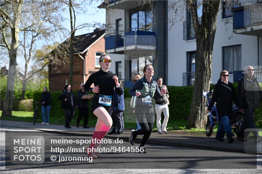 12.04.2026 - 45. Internationalen Wilhelmsburger Insellauf J. Mangold http://msf.ph/oto/9464556 12.04.2026 10:55:10 Ziel 2855, 4585, 2324, 4636, 5006, 5333, 4056, 5334, 4197, 5747, 5773, 5835, 5268, 4500, 4714, 3175, 4298, 5557, 2349 meine-sportfotos.de