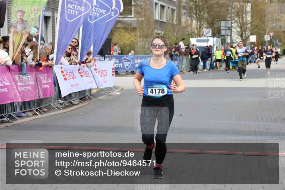 12.04.2026 - 45. Internationalen Wilhelmsburger Insellauf Strokosch-Dieckow http://msf.ph/oto/9464571 12.04.2026 13:14:09 Ziel 4783, 4178 meine-sportfotos.de