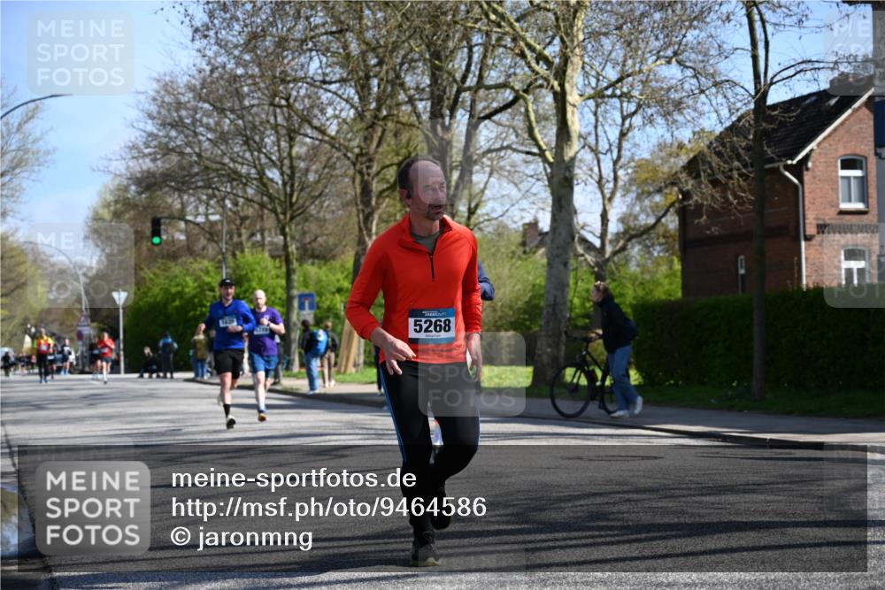 12.04.2026 - 45. Internationalen Wilhelmsburger Insellauf J. Mangold http://msf.ph/oto/9464586 12.04.2026 10:55:15 Ziel 4636, 5006, 5333, 4056, 5334, 4197, 5747, 5773, 5835, 5268, 4500, 4714, 3175, 4298, 5557, 5557, 2349, 3118, 5822 meine-sportfotos.de